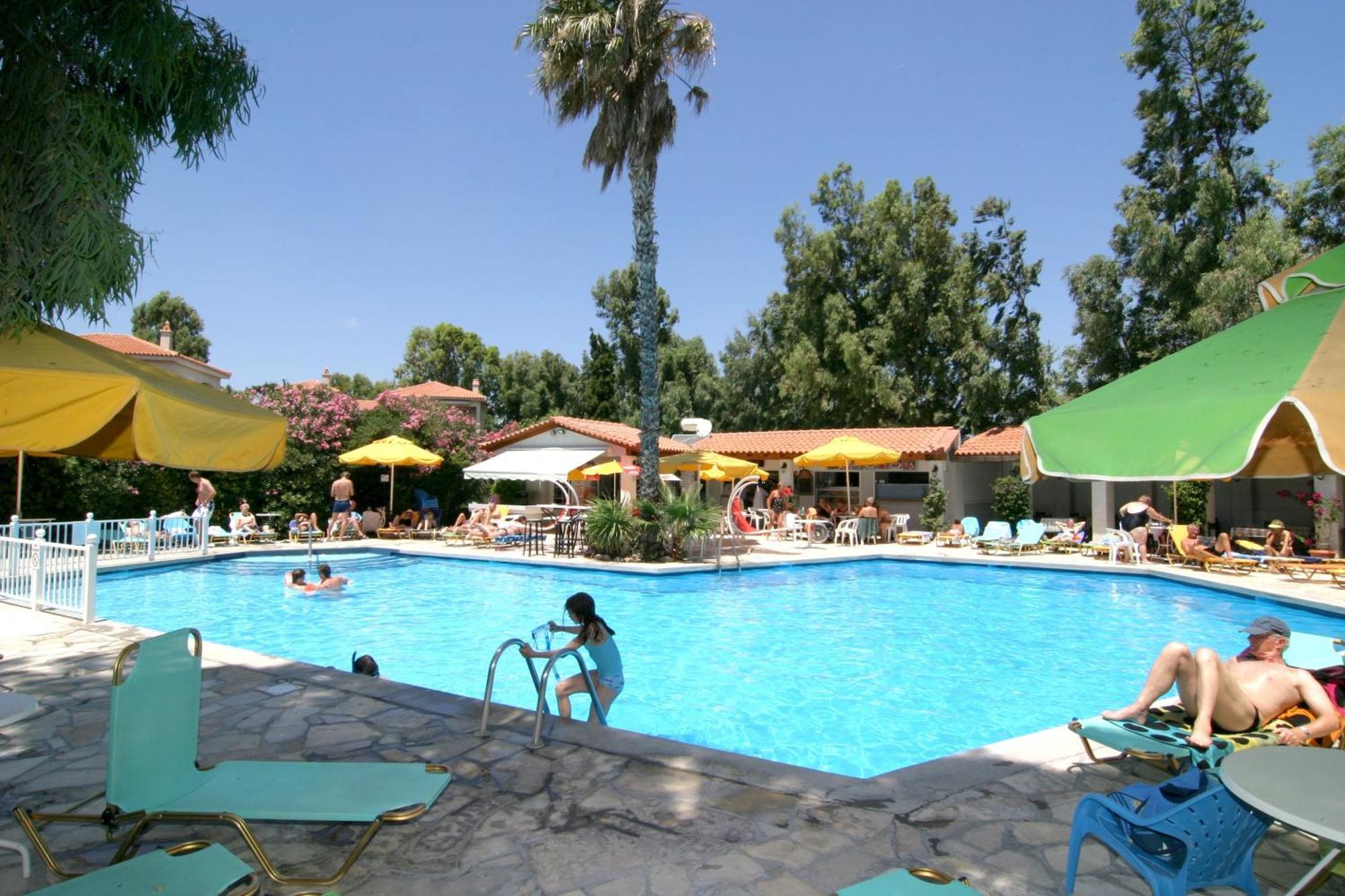 Hydrele Beach Hotel & Village Potokaki Экстерьер фото